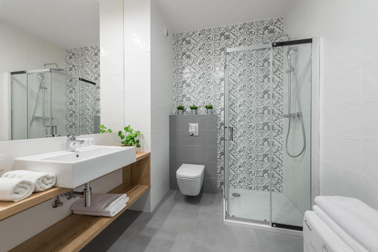Okecie Airport Studio Bakalarska 2 P&O Serviced Apartments 바르샤바 외부 사진